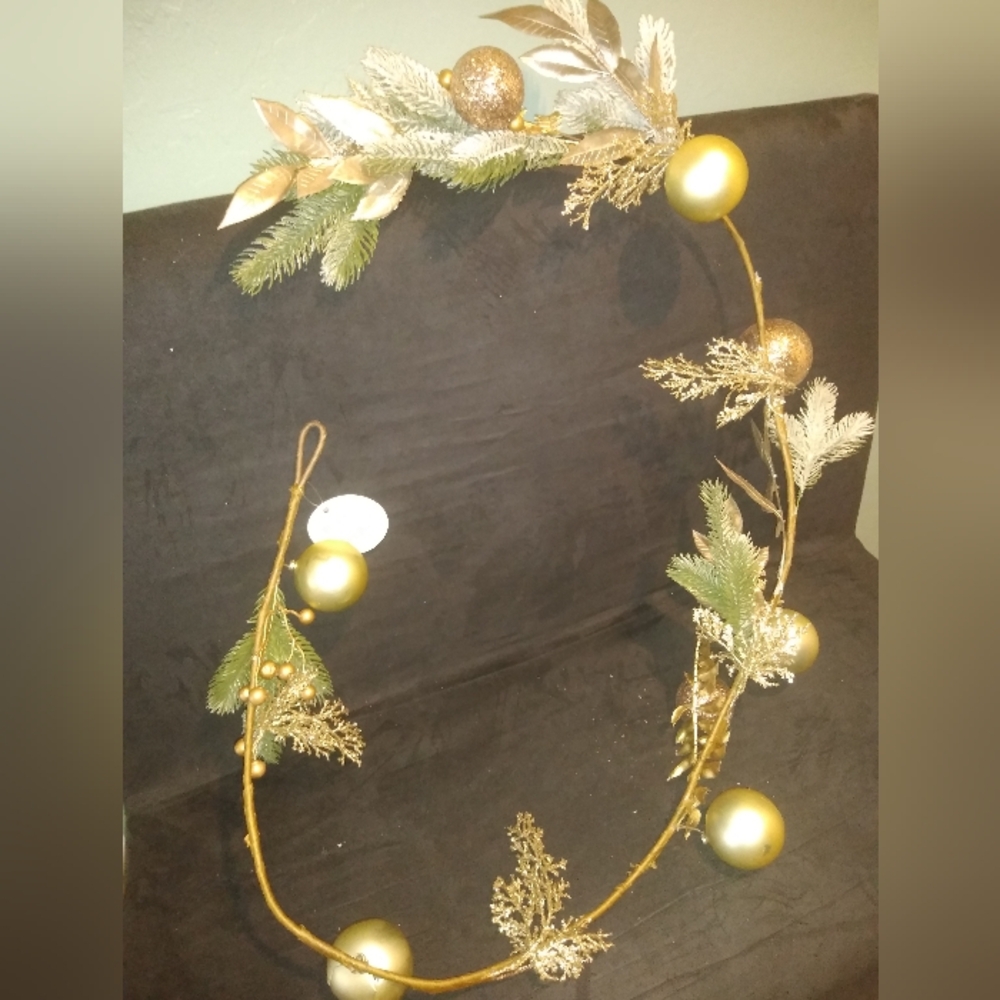 Garland Swag Gold 64"